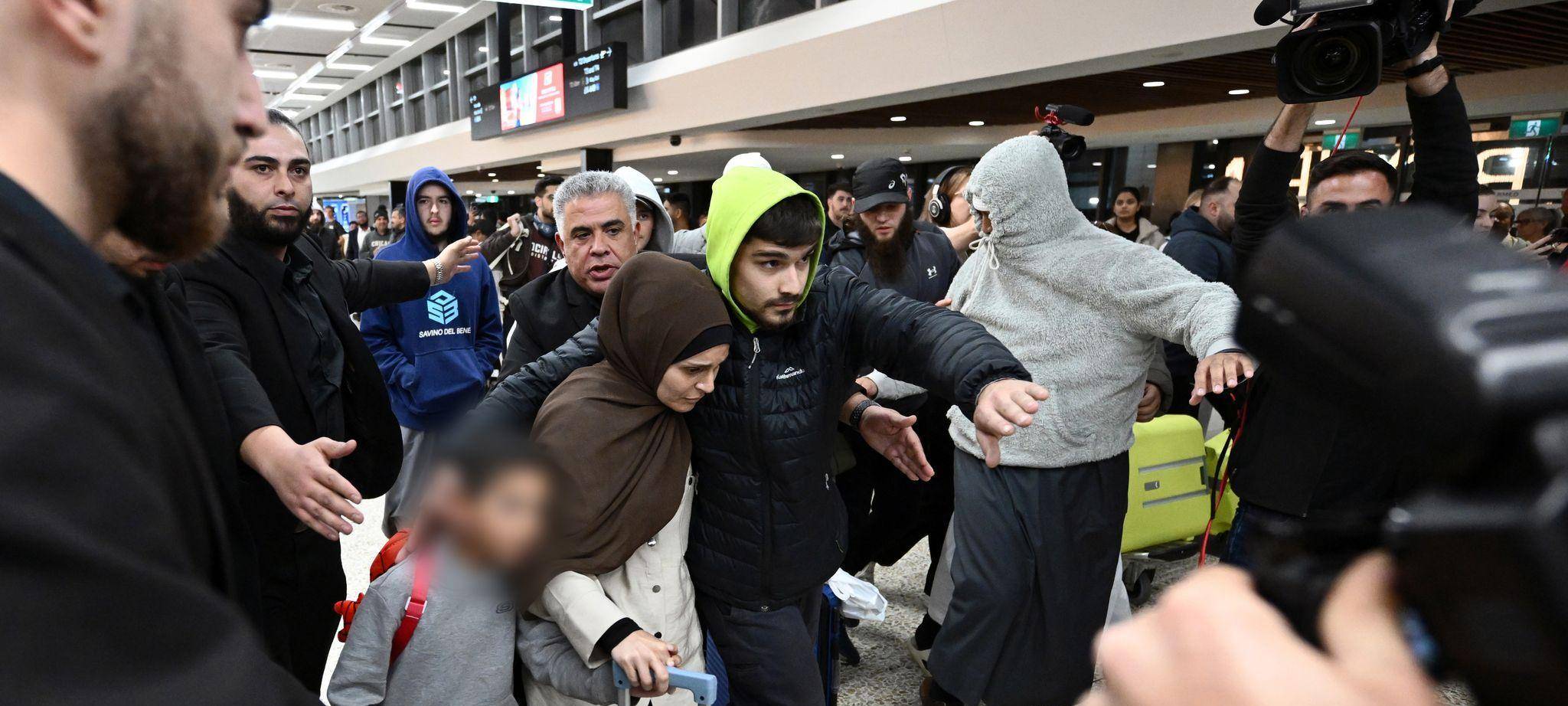 IS-Rückkehrerinnen in Australien angeklagt