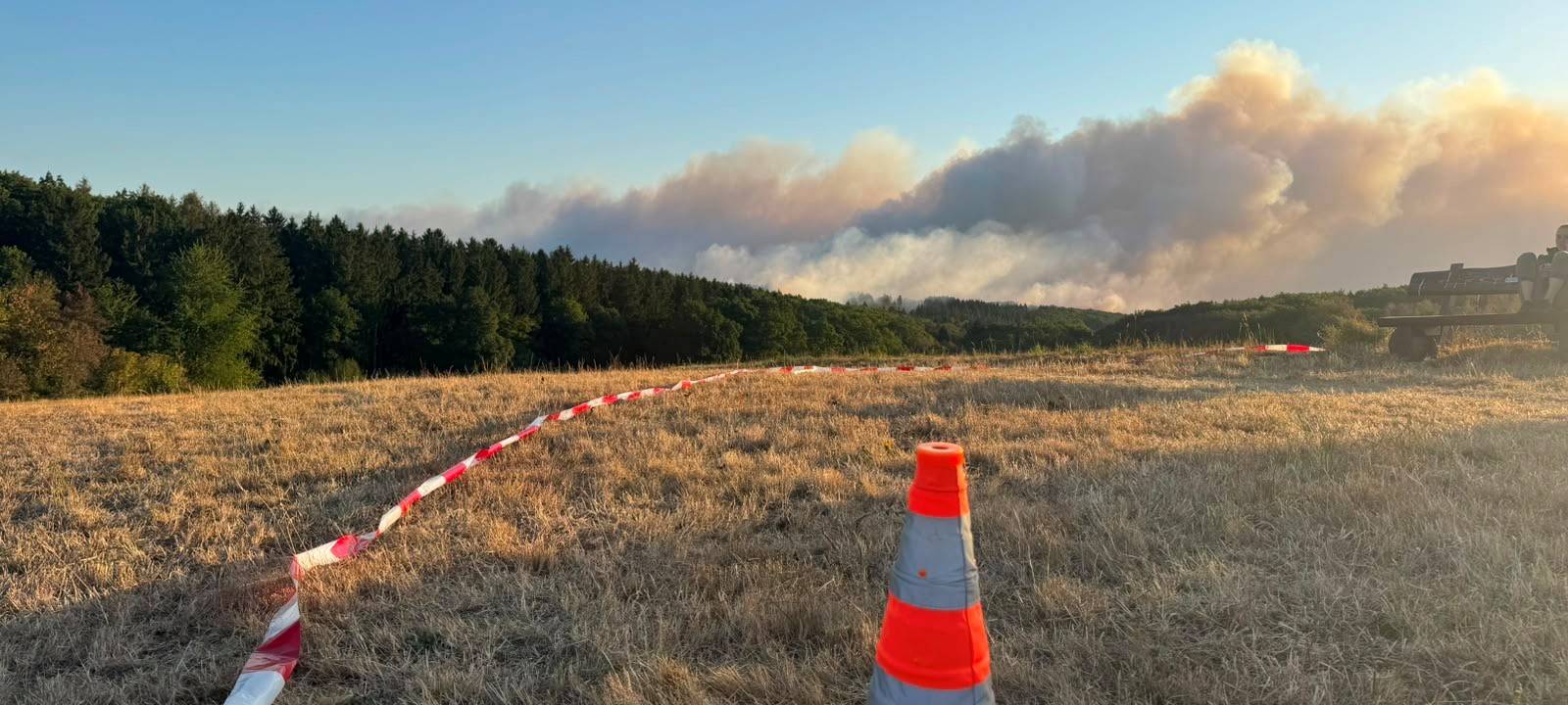Waldbrand Hürtgenwald: Warnmeldung für die StädteRegion