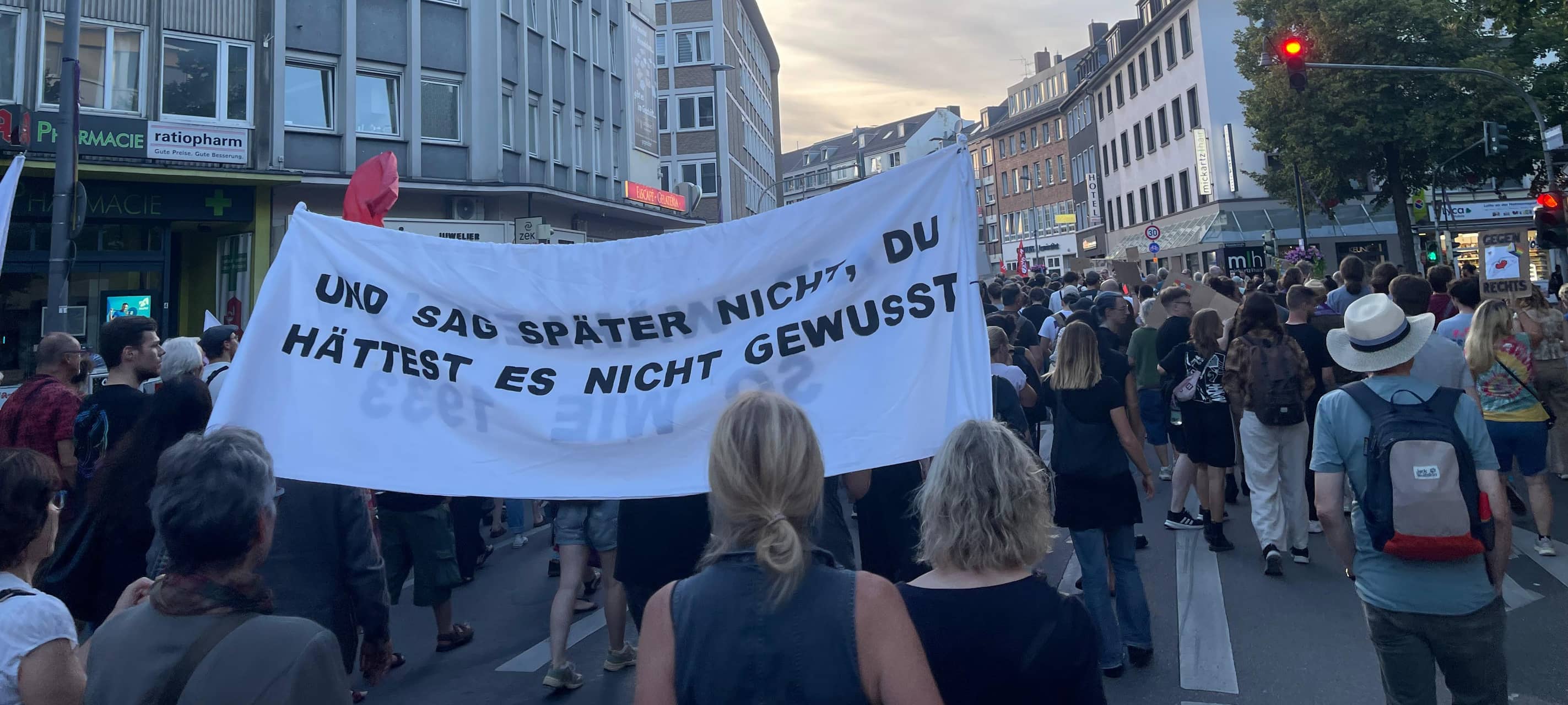 "Gen Z regelt"-Protest in Aachen
