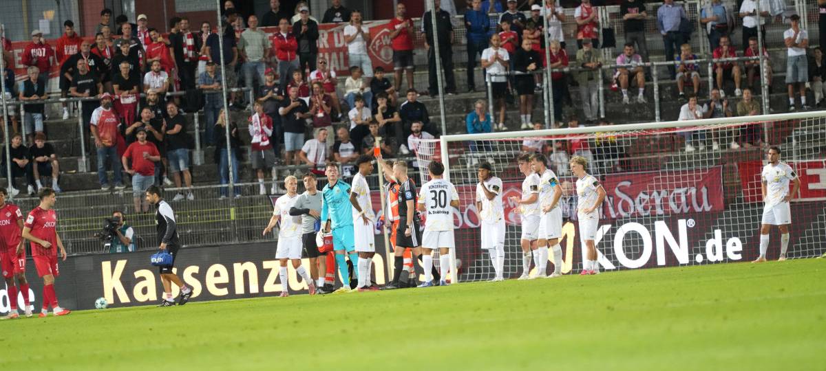 Alemannia-Keeper Bajic für zwei Spiele gesperrt